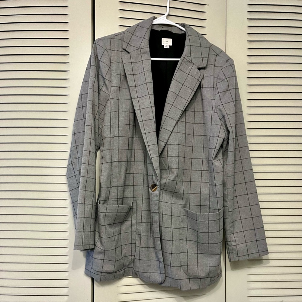 Grey and black plaid oversized blazer
